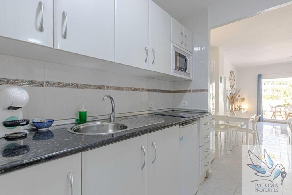 Wonderful Suite In Benal Beach Benalmadena Bagian luar foto