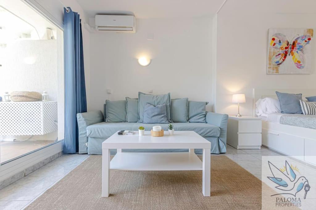 Wonderful Suite In Benal Beach Benalmadena Bagian luar foto