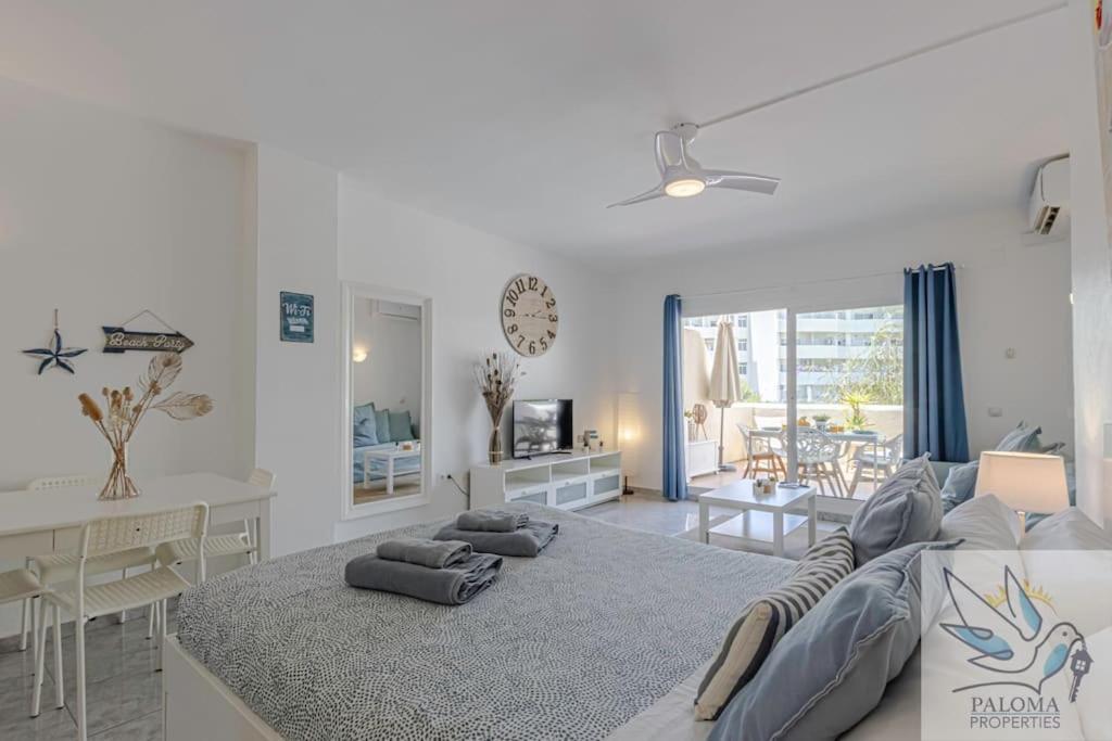 Wonderful Suite In Benal Beach Benalmadena Bagian luar foto