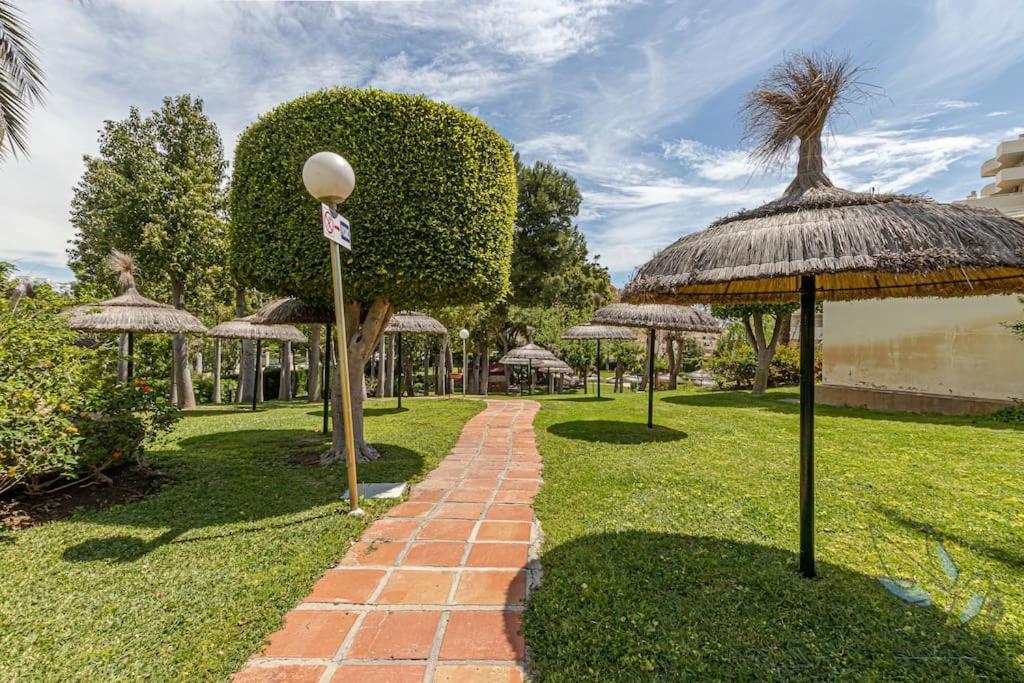 Wonderful Suite In Benal Beach Benalmadena Bagian luar foto