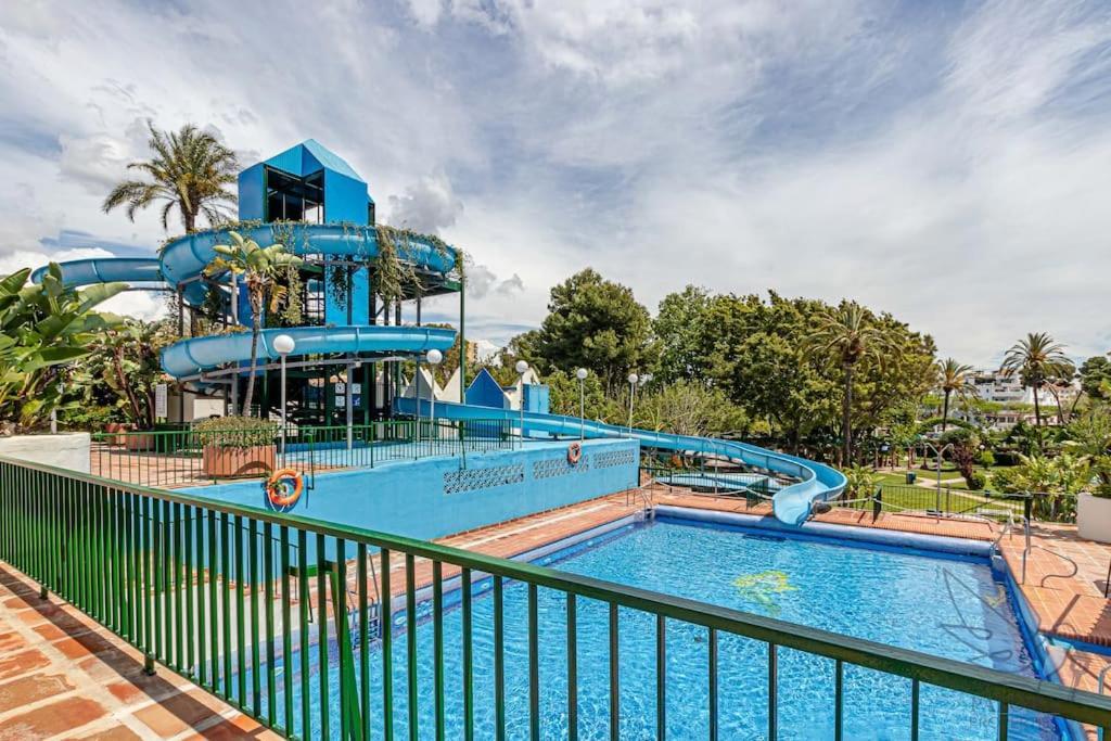 Wonderful Suite In Benal Beach Benalmadena Bagian luar foto