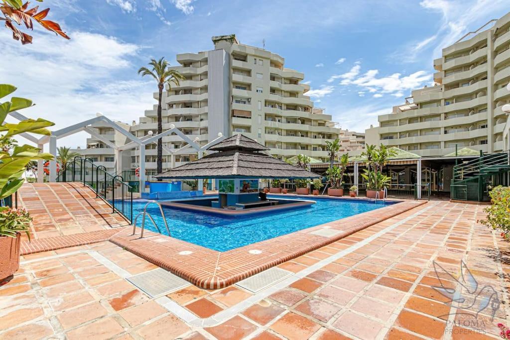 Wonderful Suite In Benal Beach Benalmadena Bagian luar foto