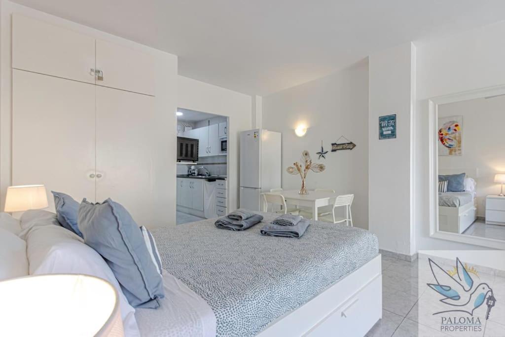 Wonderful Suite In Benal Beach Benalmadena Bagian luar foto