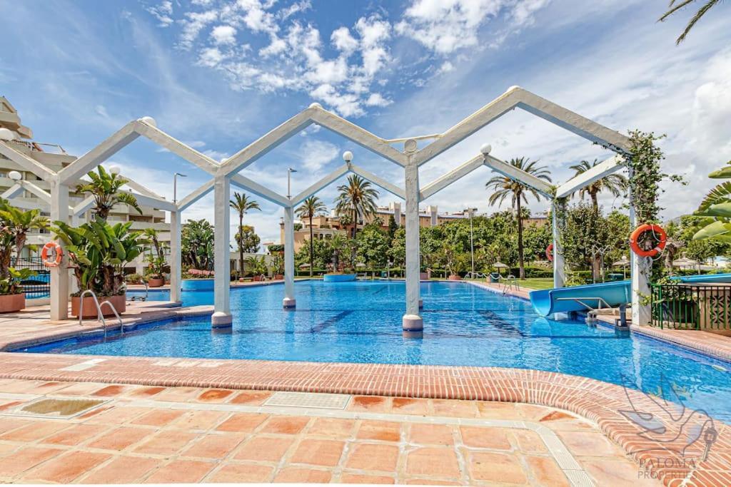 Wonderful Suite In Benal Beach Benalmadena Bagian luar foto