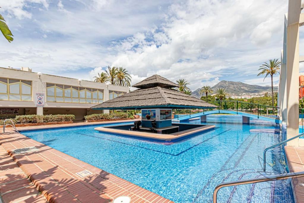 Wonderful Suite In Benal Beach Benalmadena Bagian luar foto