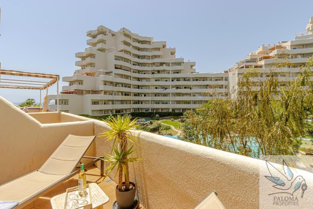 Wonderful Suite In Benal Beach Benalmadena Bagian luar foto